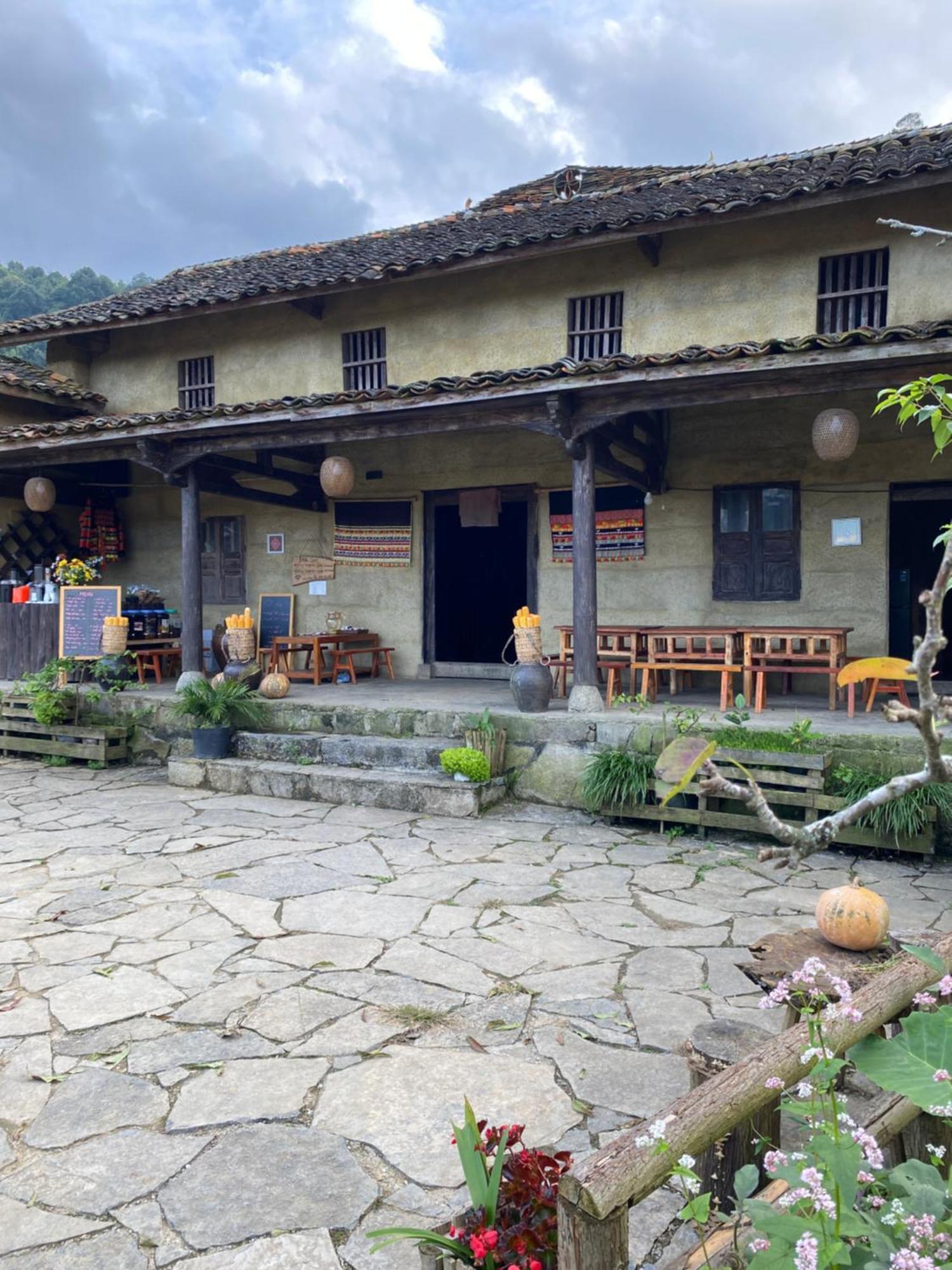Cao Nguyen Da Homestay Meo Vac Exterior foto