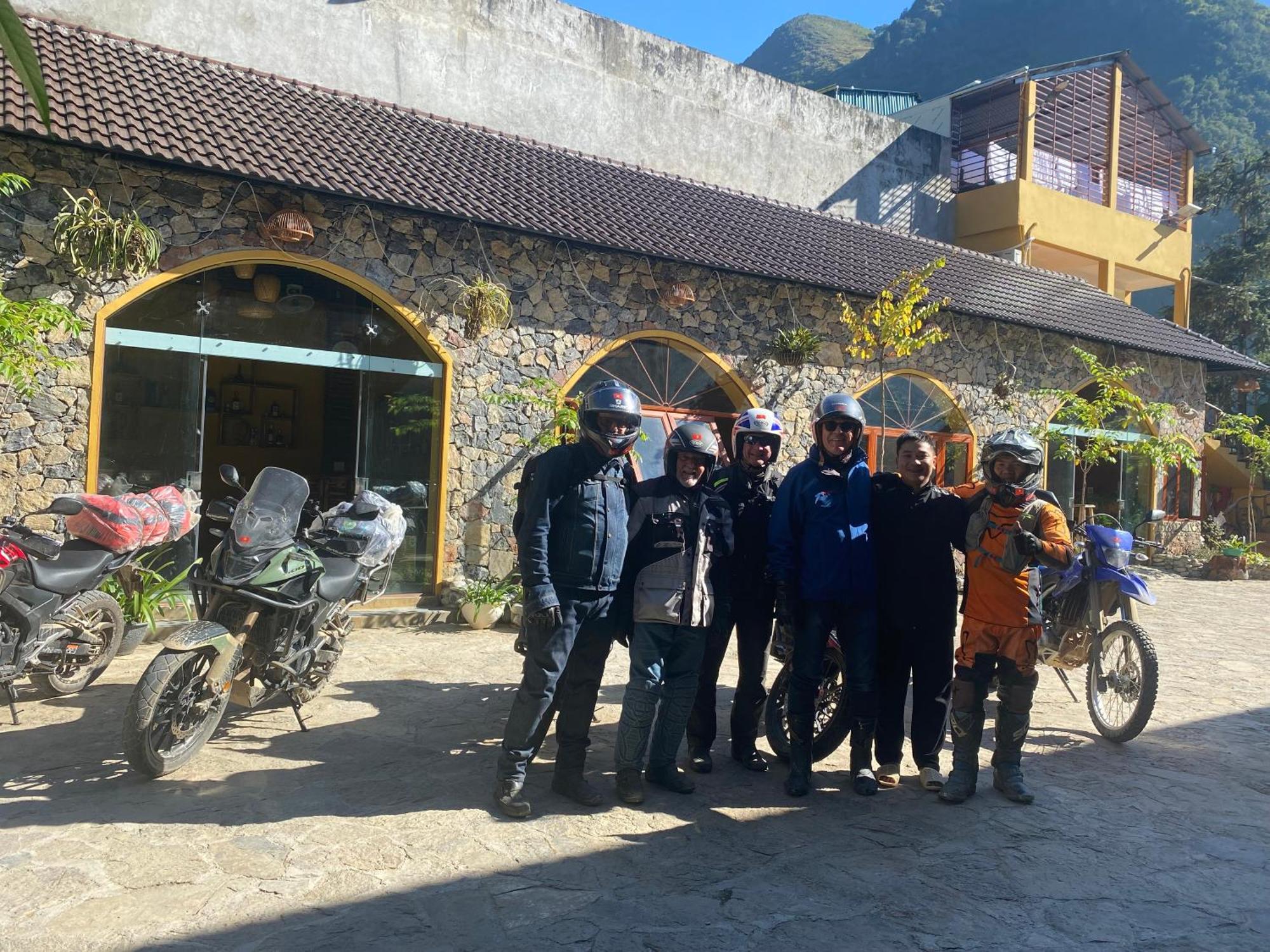 Cao Nguyen Da Homestay Meo Vac Exterior foto
