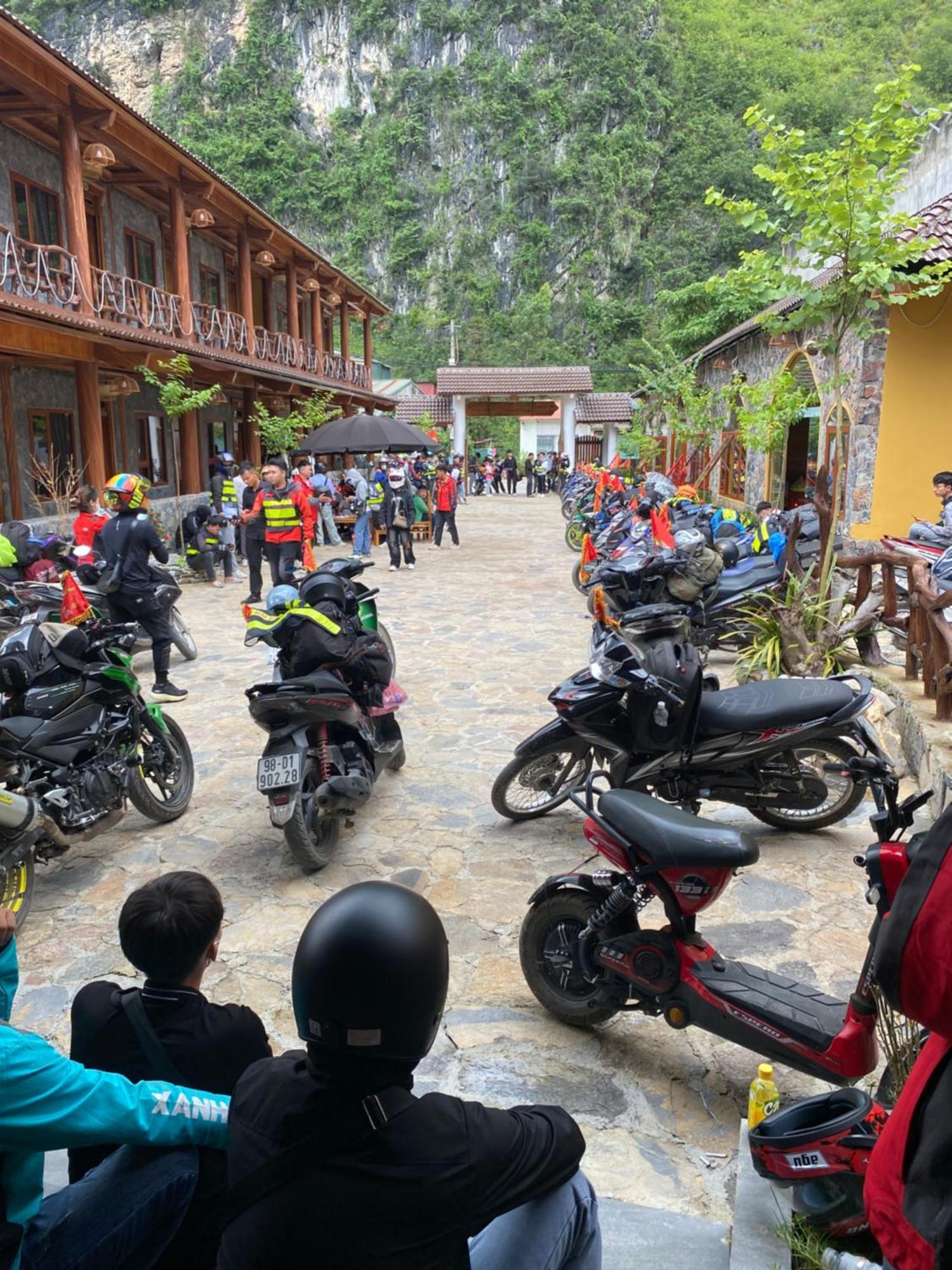 Cao Nguyen Da Homestay Meo Vac Exterior foto